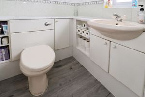 Barrell Close Frating - click for photo gallery